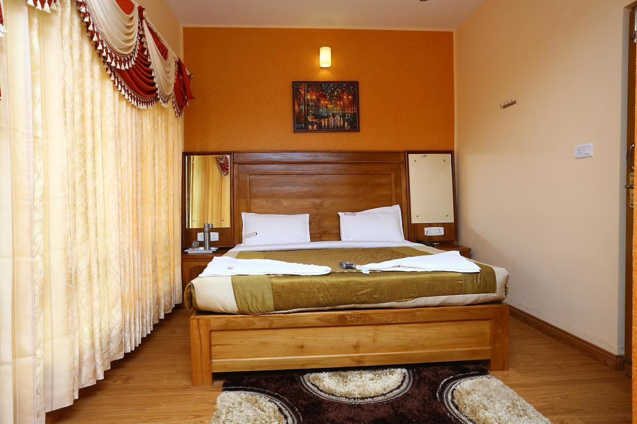 Mmr Grand Inn Ooty Exterior foto